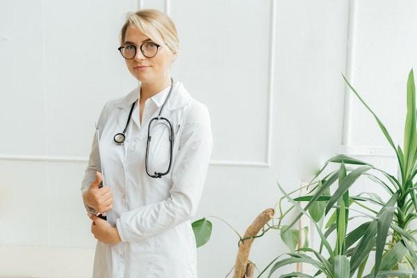 有乳腺增生买重大疾病保险需要多少钱？可以买重大疾病保险吗？
