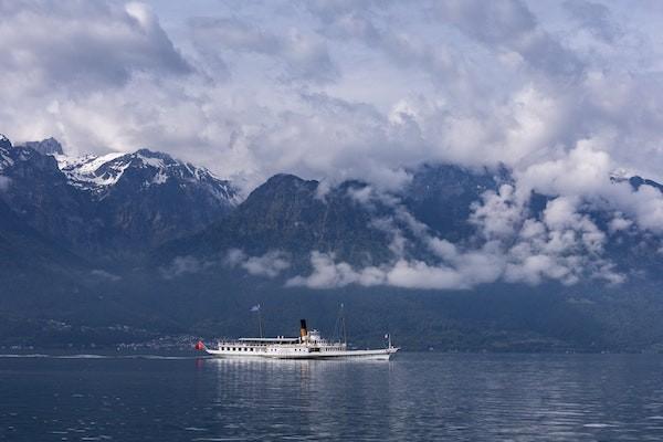 平安重疾险30年后退保怎么退