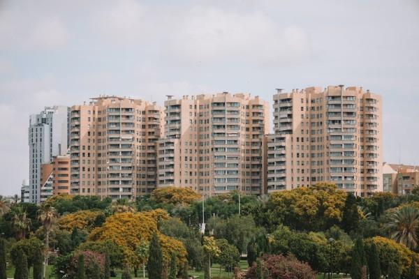 疾病保险理赔需要什么材料，先天性疾病保险公司理赔吗